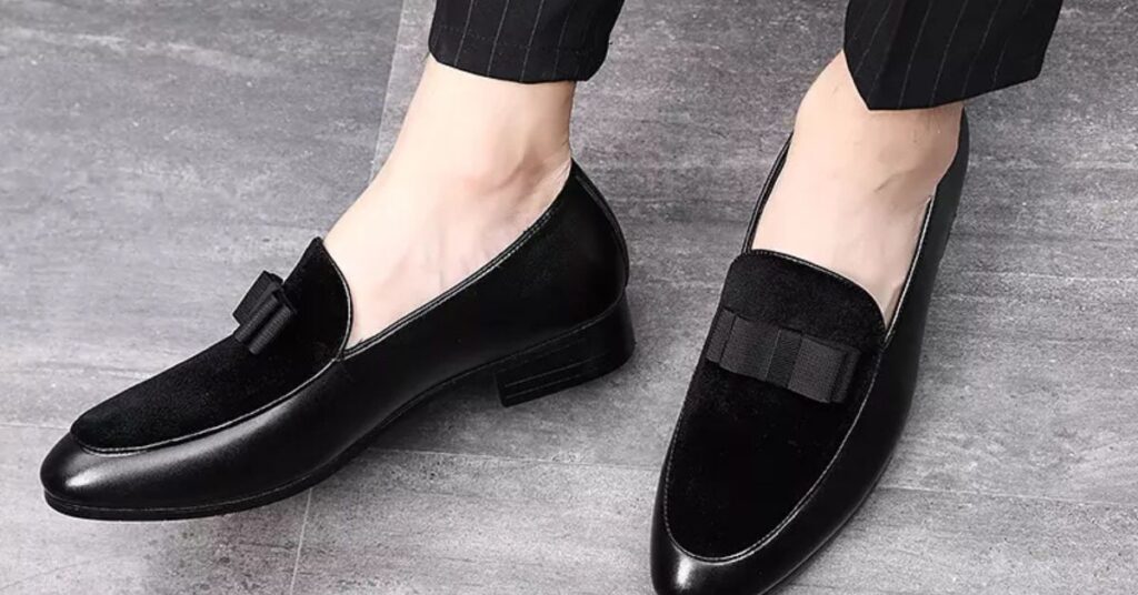 Black Pointed-Toe Flats